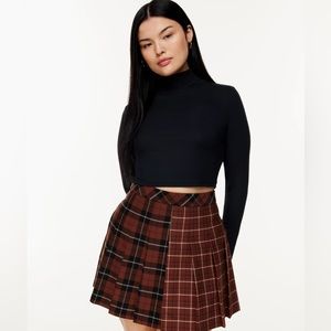 Aritzia Sunday Best Freshman Turtleneck Crop